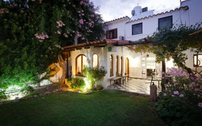 Posada de Rosas, Ciudad de Mendoza, Mendoza
