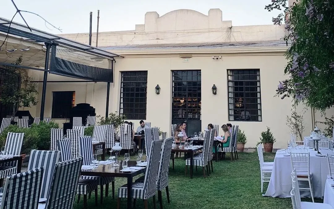 1884 Restaurante Francis Mallmann – Cenas. By Chef Francis Mallmann